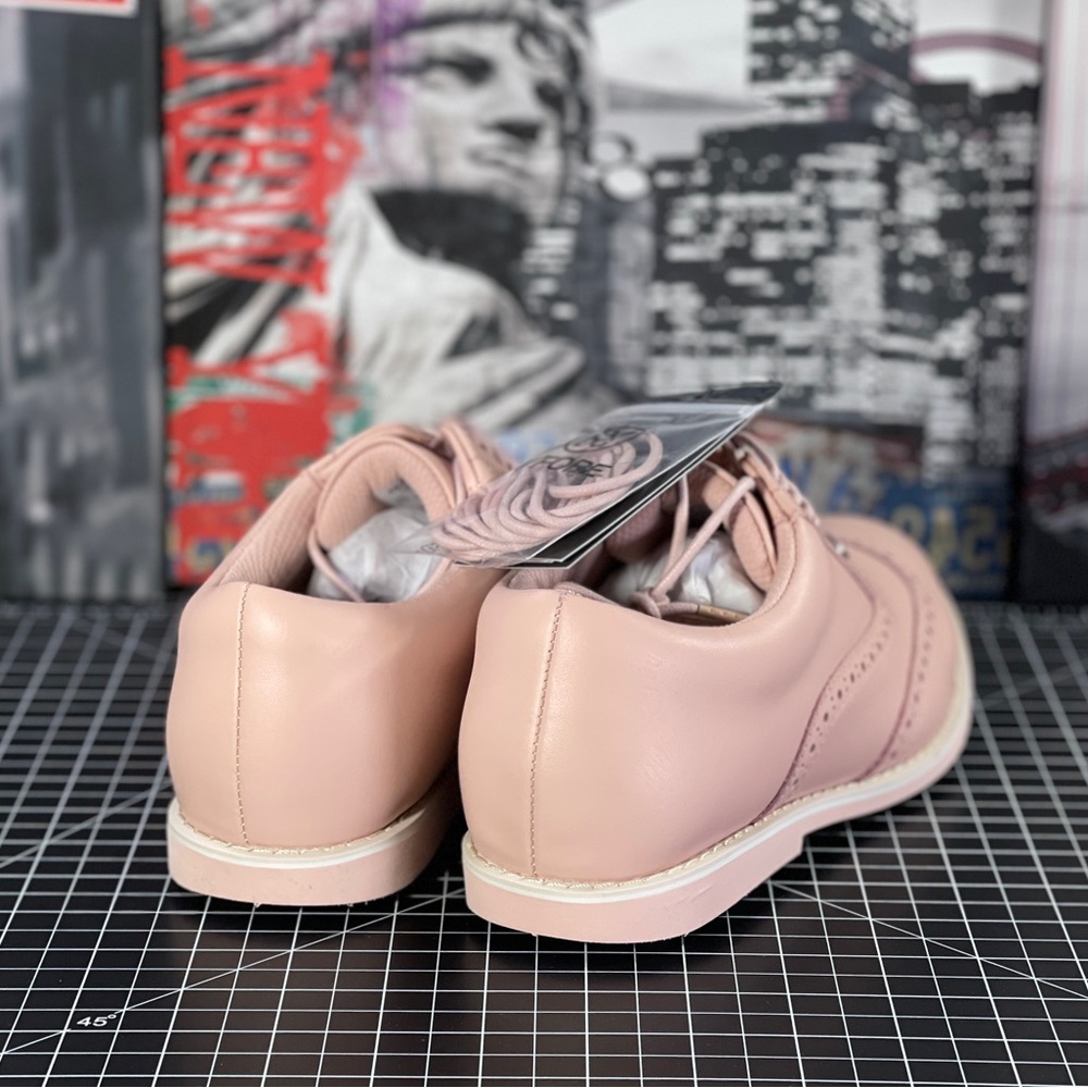 G/FORE G4 Womens 8.5 Brogue Gallivanter Golf Shoes Blush Pink Longwing NEW - Picture 3 of 13